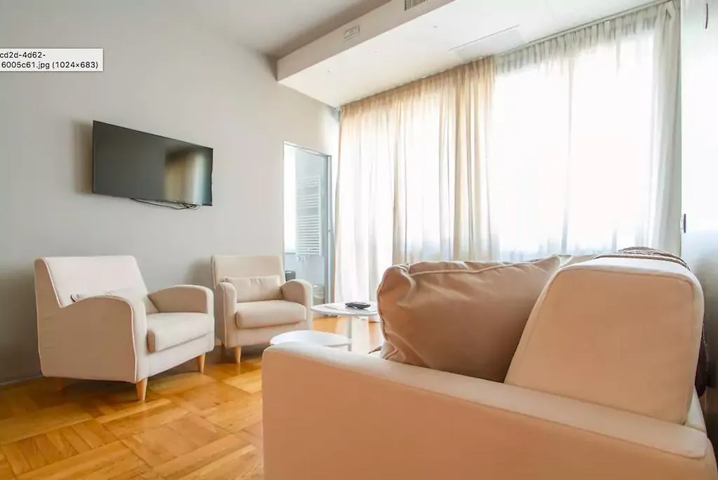 Ginevra Rooms Bergamo 2*,